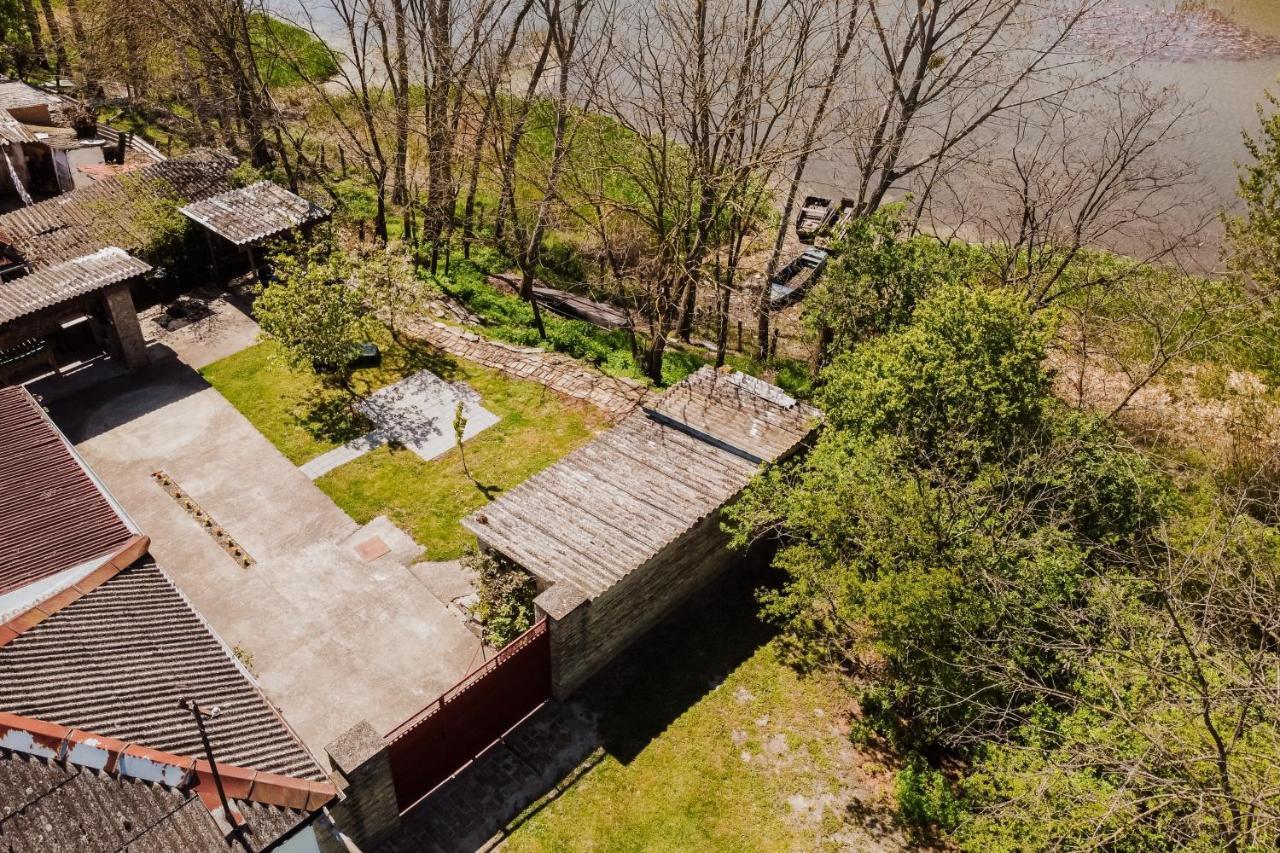 Вилла 'Monas' House Backi Monostor Экстерьер фото