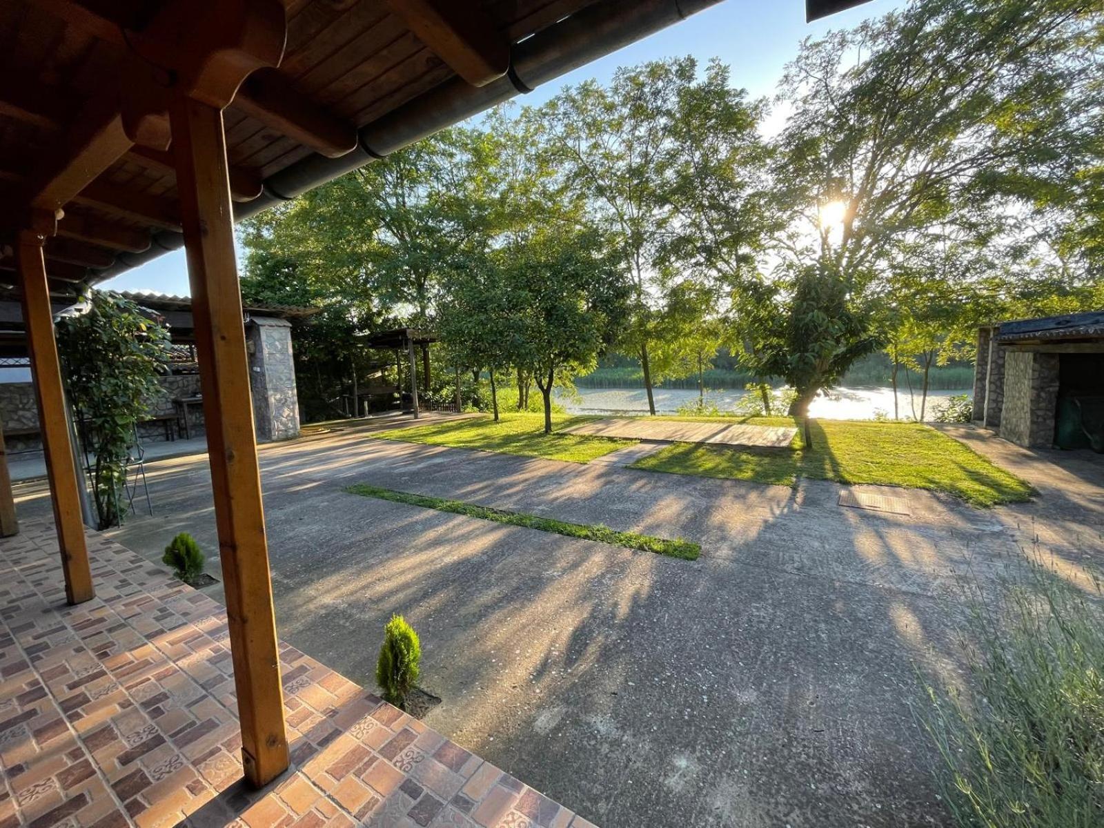 Вилла 'Monas' House Backi Monostor Экстерьер фото
